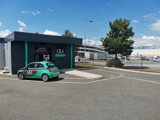 123 Pare-Brise Andrézieux-Bouthéon à 42160 Andrézieux-Bouthéon