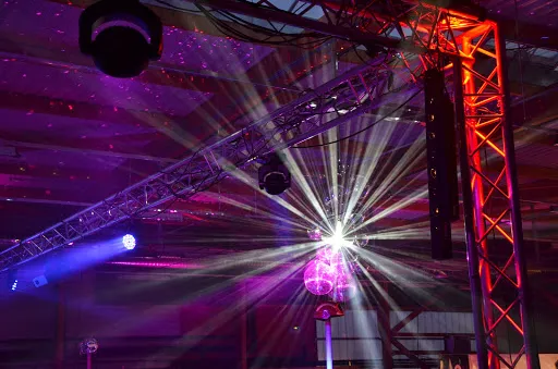 Amazing Pro Events à 42160 Andrézieux-Bouthéon