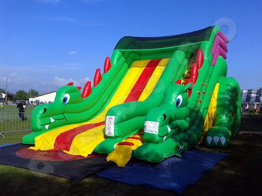 Attractions 2000 à Andrézieux-Bouthéon