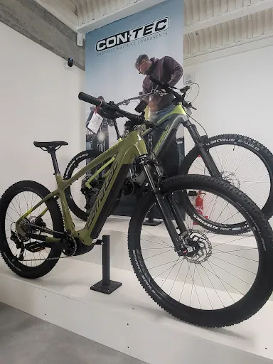 Cycles Pere et Fils à Andrézieux-Bouthéon