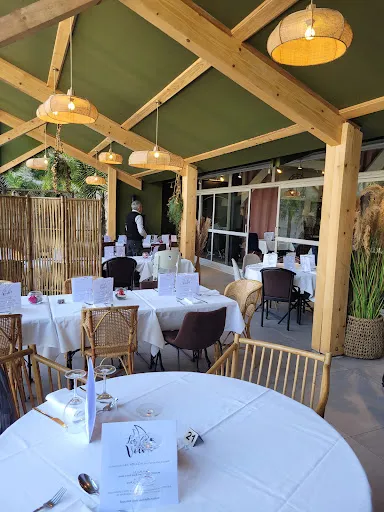 LES VOILES à 42160 Andrézieux-Bouthéon