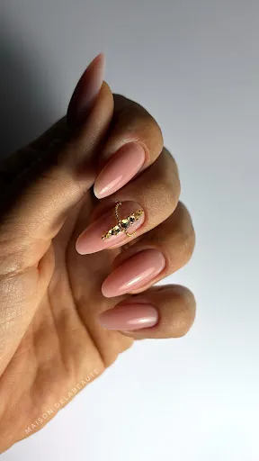 Maison de la beauté à Andrézieux-Bouthéon