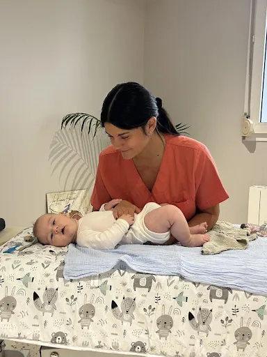 Manon BRUEL Ostéopathe à Andrézieux-Bouthéon