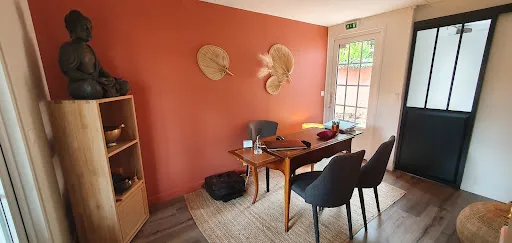 Nathalie MOLENDI -Energéticienne - clairvoyance - travail psychanalytique - chamanisme - médecine chinoise à Andrézieux-Bouthéon