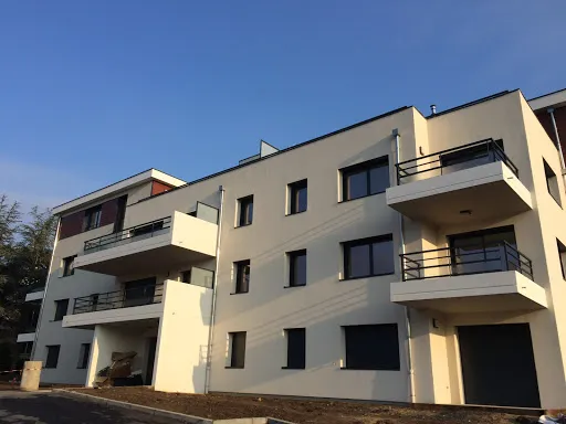 Requet Catinean Stephanie à 42160 Andrézieux-Bouthéon