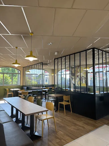 SMASH FACTORY ANDREZIEUX BOUTHEON à 42160 Andrézieux-Bouthéon